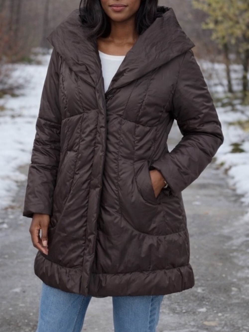 T Tahari 70% Down Long Puffer Coat M Taupe Sculptural Collar Luxe